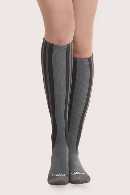 Active Compression Patent Socks by Avevitta Switzerland for  Women- Grey